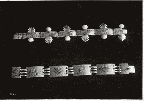 Image for V Triennale - Arti decorative e industriali - Sala dell'E.N.A.P.I. - Argenteria - Braccialetti in argento