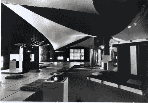 Image for XV Triennale - Sezione italiana. Lo spazio vuoto dell'habitat - Eduardo Vittoria