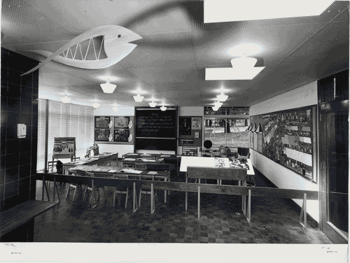 Image for XII Triennale - Sezione della Gran Bretagna - Scuola elementare - Aula