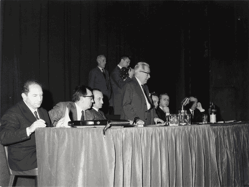 Image for XIV Triennale - Conferenza stampa - Dino Gentili - Albe Steiner - Marco Zanuso - Tommaso Ferraris - Vittoriano Viganò - Alberto Rosselli