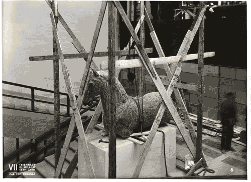 Image for VII Triennale - Palazzo dell'Arte - Scalone e vestibolo superiore - Scultura in legno "Cavallo" di Dante Morozzi