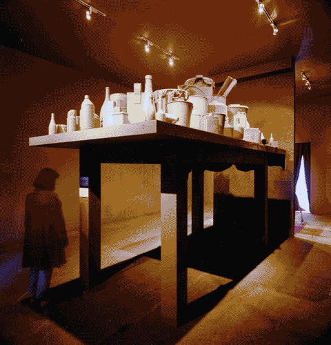 Image for XVIII Triennale - Partecipazioni internazionali - Spagna - Catalogna. Cassa contenente natura morta ancora viva