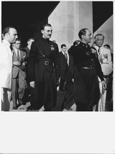 Image for V Triennale - Visita di Achille Starace - Marcello Visconti di Modrone