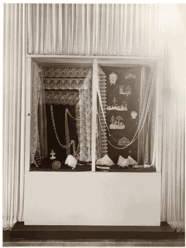 Image for Vetrina dei pizzi nella sezione della Germania, sala 126