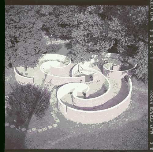 Image for X Triennale - Parco Sempione - Labirinto dei ragazzi - Gruppo B.B.P.R. - Lodovico Barbiano di Belgiojoso - Enrico Peressutti - Ernesto Nathan Rogers