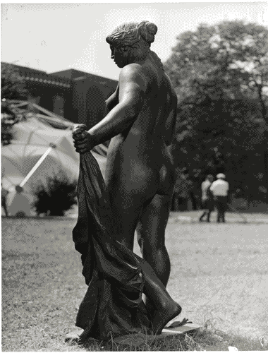 Image for XI Triennale - Parco Sempione - Mostra internazionale di scultura nel parco Sempione - Scultura "Venus victorieuse" - Auguste Renoir