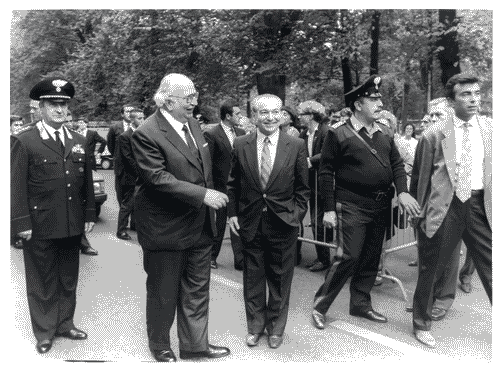 Image for XVII Triennale - Le città del mondo e il futuro delle metropoli - Inaugurazione - Eugenio Peggio - Giovanni Spadolini