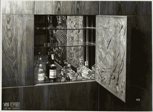 Image for Angolo bar nella sala dell'intaglio in legno della galleria dell'arredamento