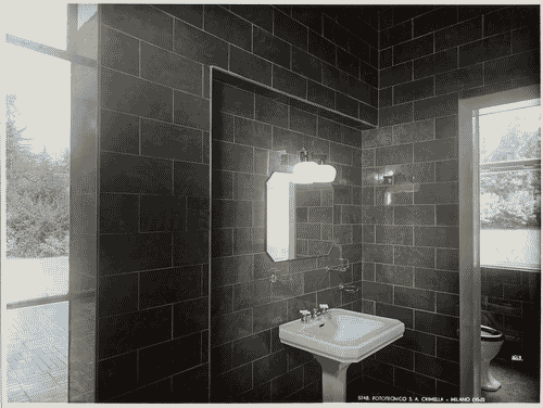 Image for V Triennale - Mostra dell'abitazione - Casa per le vacanze di un artista sul lago di Giuseppe Terragni e altri - Spogliatoio