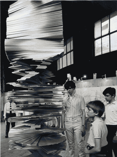 Image for XIV Triennale - Sezioni nazionali - Svizzera - Scultura Polyvolume - Mary Vieira