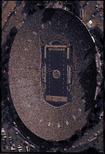 Image for XVIII Triennale - Palazzo dell'Arte - Mostra fotografica Una nuova rappresentazione della geografia. La prospettiva a volo d'uccello di Georg Gerster - Pasadena, California, stadio Rose Bowl