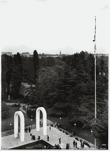 Image for V Triennale - Piazzale d'onore - Archi ornamentali di Mario Sironi