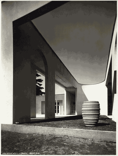 Image for V Triennale - Mostra dell'abitazione - Casa sul golfo di Marcello Canino, Giovanni Battista Ceas, Ferdinando Chiaramonte, Alberto Sanarica