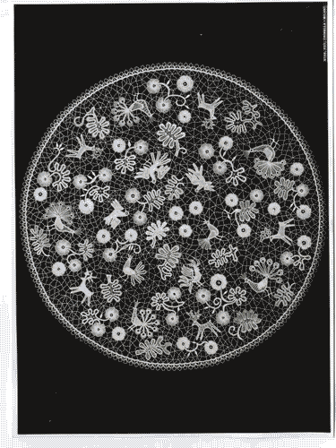 Image for XI Triennale - Mostra delle Produzioni d'arte - Sezione dei pizzi, ricami, alabastri - Merletto a tombolo - Gluglielmo Riavis