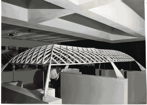 Image for XI Triennale - Mostra Internazionale di Architettura moderna - Prima parte: struttura - La struttura dal 1930 ad oggi - Crisi e superamento del Razionalismo - Modello di aviorimessa militare - Pier Luigi Nervi