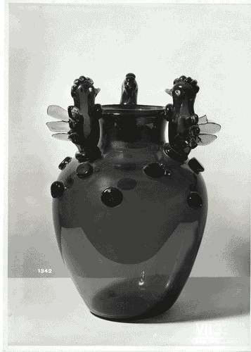 Image for VII Triennale - Mostra dell'E.N.A.P.I. - Vetri e specchi - Vaso di vetro verde di Ernesto Puppo