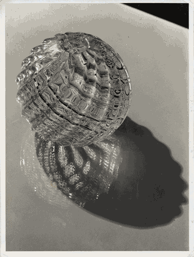 Image for VI Triennale - Galleria delle arti decorative e industriali - Boccia di cristallo-diamante della Venini di Murano