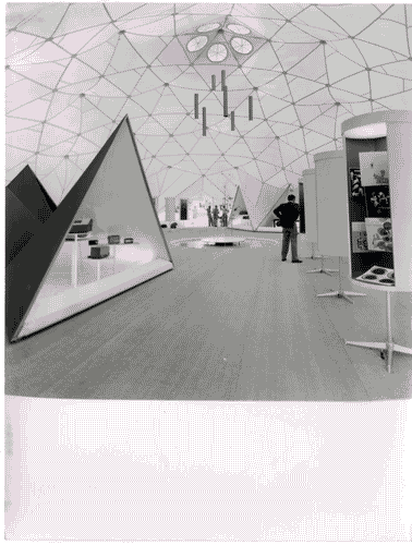 Image for XI Triennale - Parco Sempione - Stati Uniti d'America - Cupola geodetica di Füller - Paul McCobb