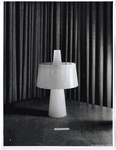 Image for XI Triennale - Mostra delle Produzioni d'arte - Sezione dei pizzi, ricami, alabastri - Paralume in alabastro tornito