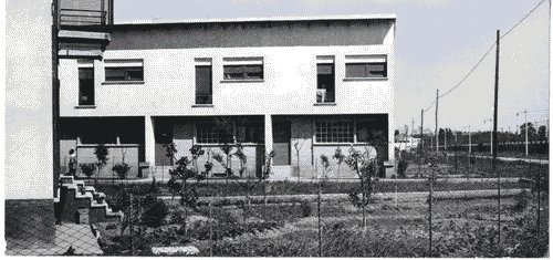 Image for IX Triennale - Quartiere sperimentale della Triennale di Milano (QT8) - Case a schiera a 6 letti di Carlo Villa