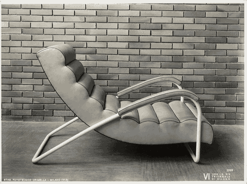 Image for VI Triennale - Mostra dell'arredamento - Sala da pranzo e di soggiorno di Giuseppe Mazzoleni, Giulio Minoletti e Giancarlo Palanti - Poltrona a sdraio di pelle naturale