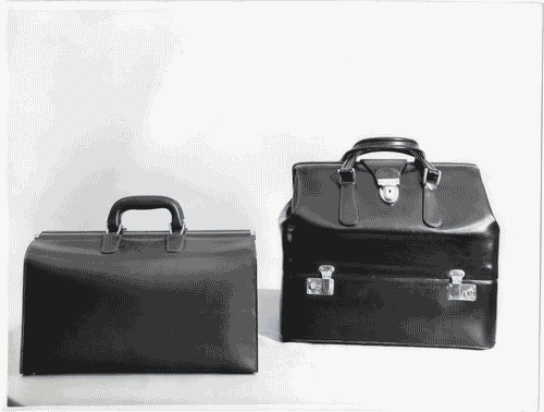 Image for XIII Triennale - Le produzioni - Valigie in cuoio - Natale Beretta