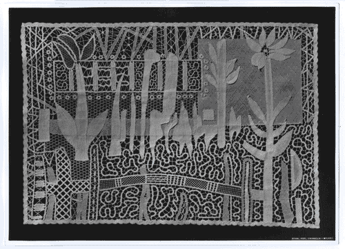 Image for XI Triennale - Mostra delle Produzioni d'arte - Sezione dei pizzi, ricami, alabastri - Striscia in merletto a tombolo e organdis - Leonardo Spreafico