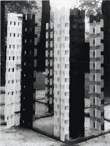 Image for XIV Triennale - Padiglione nel Parco Sempione - Espressioni e produzioni italiane - Prima zona - Elemento componibile in plastica per interno - Felice Antonio Botta