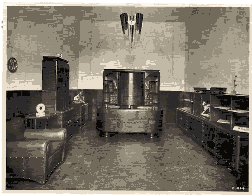 Image for IV Triennale - II Galleria dell'arredamento - Studio d'industriale o commerciante di Carlo Corvi