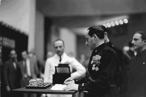 Image for V Triennale - Visita di Achille Starace