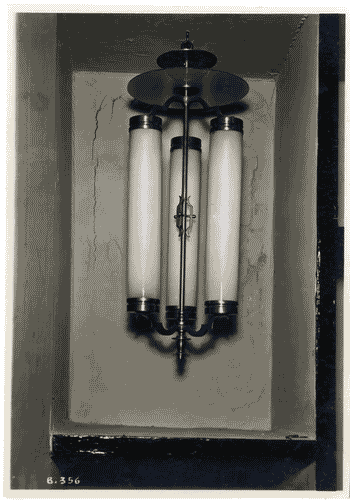 Image for IV Triennale - Galleria dell'illuminazione - Lampadario della S.A. Vedar