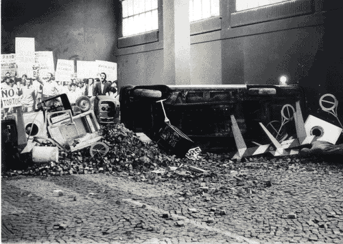 Image for XIV Triennale - La protesta dei giovani - Giancarlo De Carlo - Marco Bellocchio - Bruno Caruso