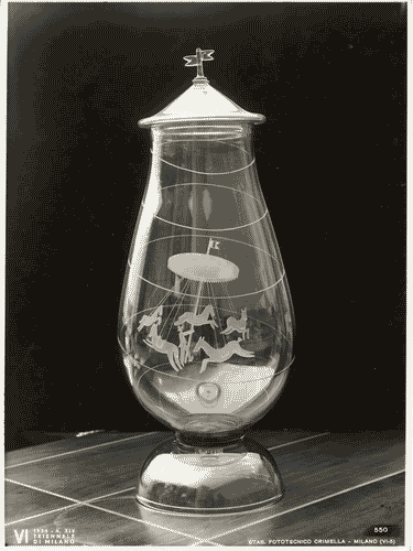 Image for VI Triennale - Sezione dell'E.N.A.P.I. - Vetri, specchi, conterie - Vaso di vetro inciso