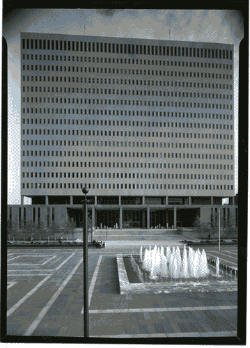 Image for XVII Triennale - Le città del mondo e il futuro delle metropoli - Partecipazioni internazionali - Federal building e Hopkins Plaza a Baltimora