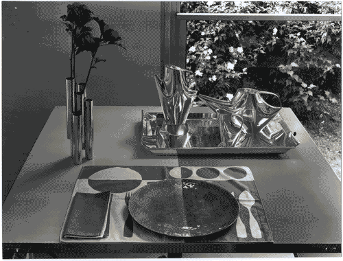 Image for XI Triennale - Parco Sempione - Proposte per l'edilizia - Vassoio e servizio d'argento - Lino Sabbatini - Tovaglietta in cotone - Gio Ponti