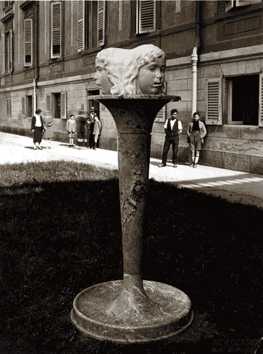 Image for II Biennale - Cortile d'onore - Colonnetta in marmo Aurora