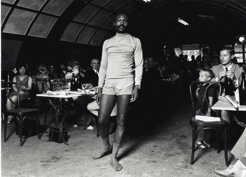 Image for XIV Triennale - Sezioni nazionali - Francia - L'abbigliamento - Sfilata - Michel Schreiber - Patrick Hollington