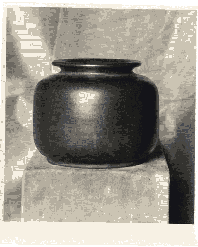 Image for III Biennale - Sezione svizzera - Opere d'arte decorativa e applicata - Vaso ceramico di Paolo Bonifas