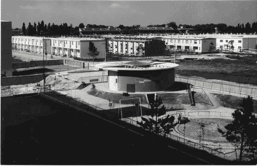 Image for IX Triennale - Quartiere sperimentale della Triennale di Milano (QT8) - Padiglione per esposizioni del QT8 - Campo giochi per ragazzi - Piero Bottoni