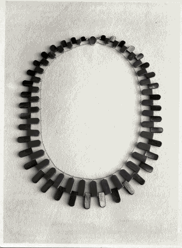 Image for V Triennale - Arti decorative e industriali - Sala dell'E.N.A.P.I. - Coralli e cammei-avorio - Collana in corallo