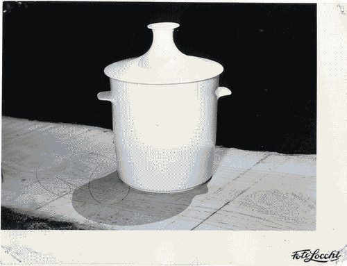 Image for Zuppiera in porcellana nella sezione C della mostra merceologica