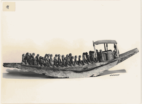 Image for Il luogo del lavoro - Prima della rivoluzione industriale - Fatica manualenell'antico Egitto - Modello ligneo di una nave con equipaggio e sarcofago