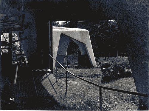 Image for IX Triennale - Mostra internazionale dell'architettura in movimento - Seggiovia del Parco Sempione - Stazione di partenza