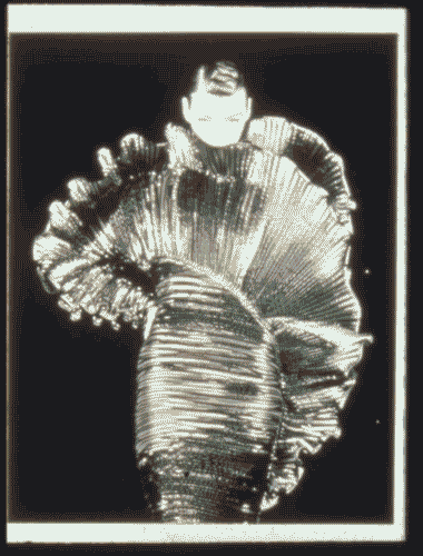 Image for Tra moda e design, linea infinita - Abito da sera di Krizia