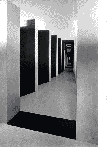 Image for XVI Triennale - Terzo ciclo - Il progetto di architettura - Idea e conoscenza - Stanza di Gianni Braghieri