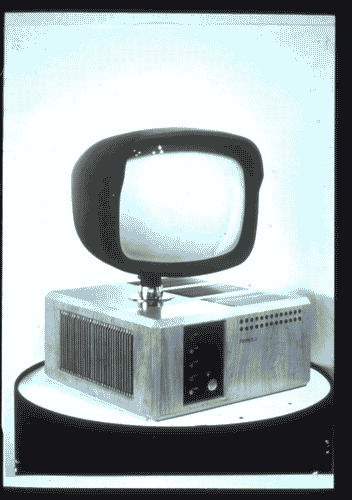 Image for 45.63: Un museo del disegno industriale in Italia. Progetto di una collezione - Televisore Phonola 17/18 da appoggio