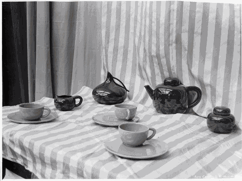 Image for VIII Triennale - Oggetti per la casa - Servizio da thé in ceramica - Marcello Fantoni - Tessuti - Fede Cheti