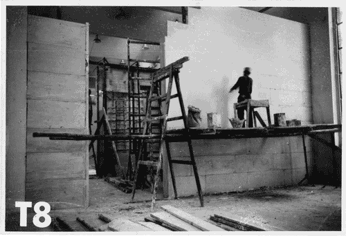 Image for VIII Triennale - Palazzo dell'Arte - Lavori di allestimento - Muratori al lavoro