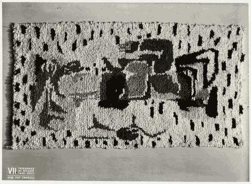 Image for VII Triennale - Galleria dell'arredamento - Prima parte - Ambiente di soggiorno per un collezionista di Enrico Ciuti - Tappeto di Enrico Ciuti e Fede Cheti