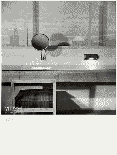 Image for VII Triennale - Mostra dell'arredamento alberghiero - Ambiente n. 2: Camera d'albergo cittadino di transito di Giulio Minoletti